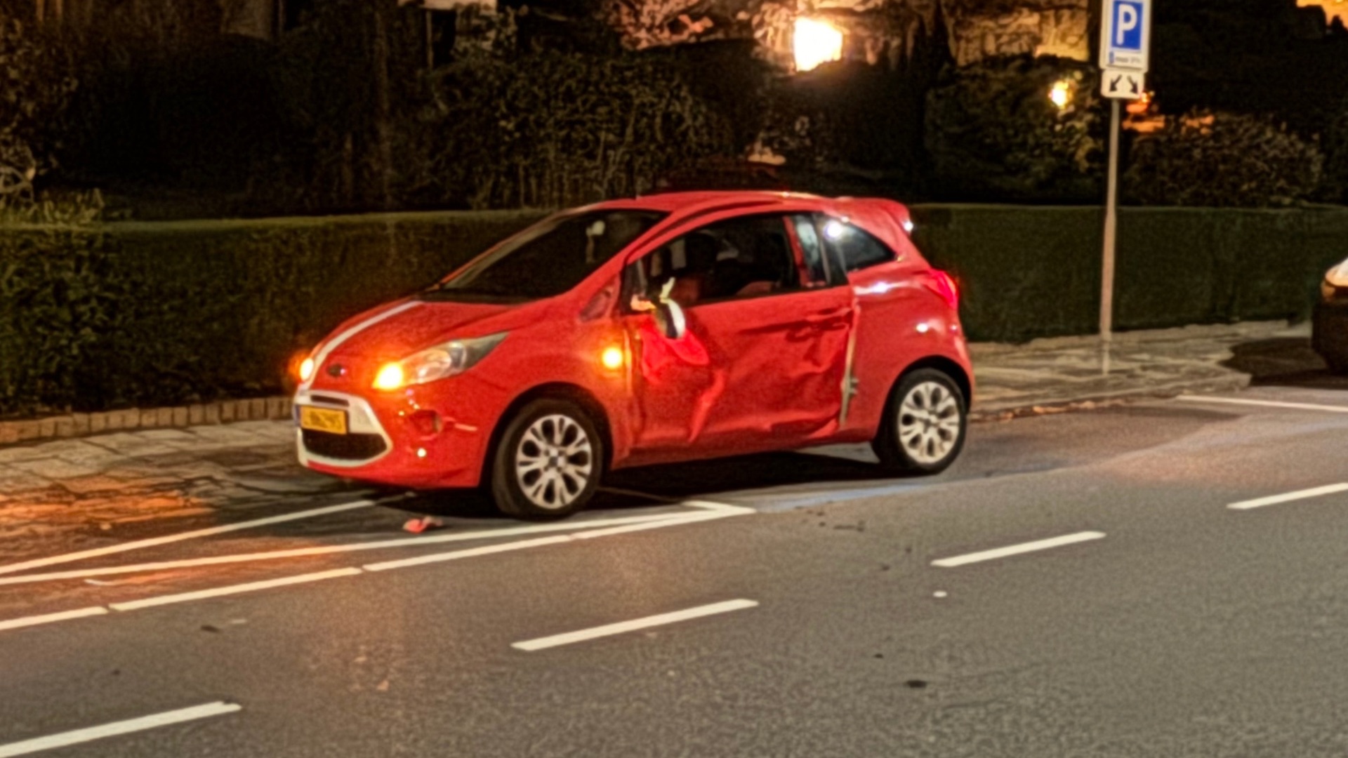 Aanrijding tussen 2 auto’s in Valkenburg, 1 auto afgesleept