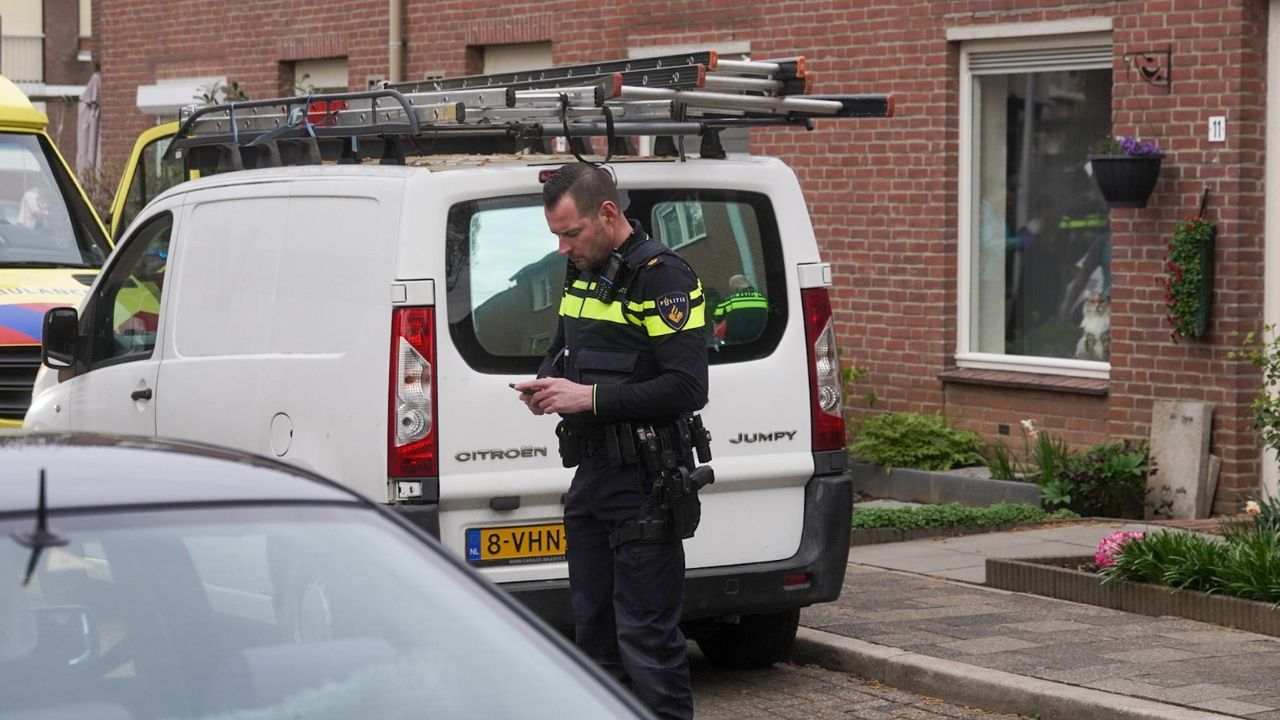 Kind gewond nadat auto over been rijdt in Maastricht