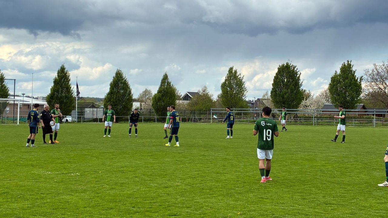 Amateurvoetbal Heuvelland: SVME wint met hulp van tegenstander Vijlen