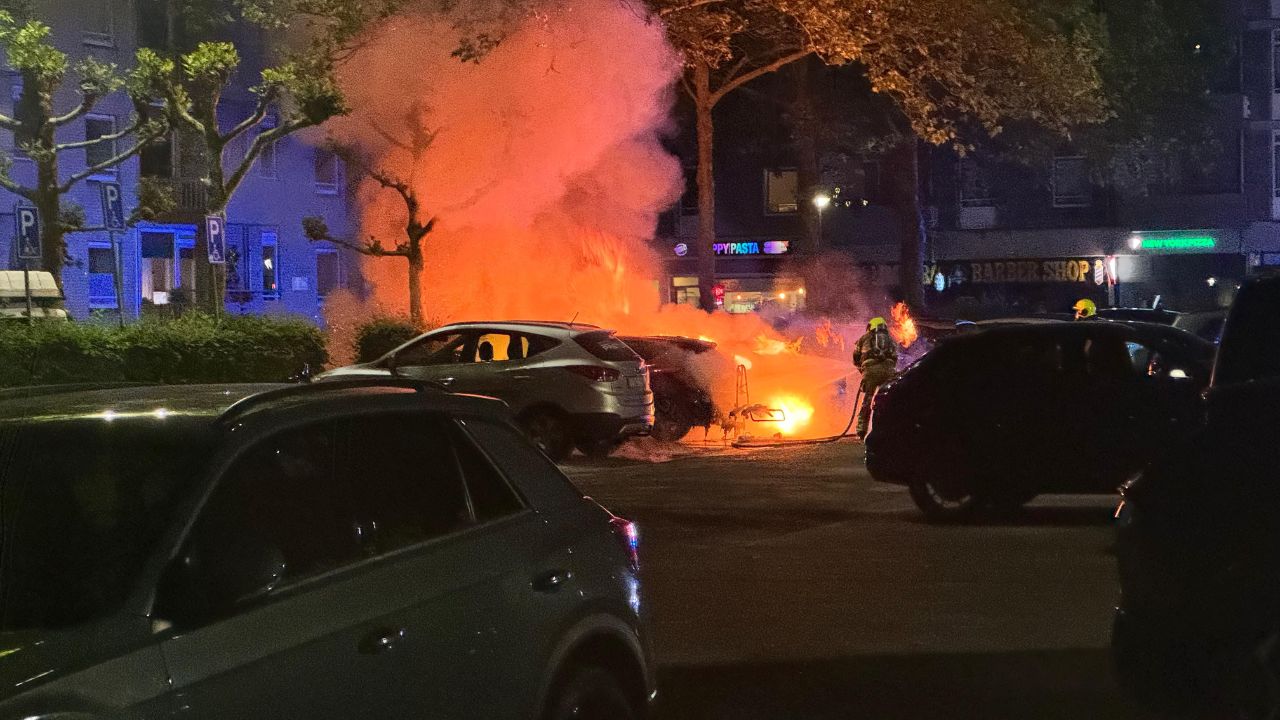 Meerdere auto's beschadigd door brand in Valkenburg