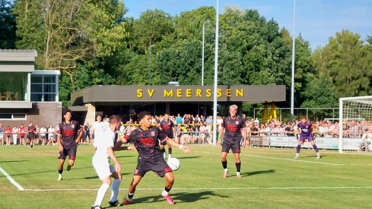 SV Meerssen verslaat ook dit jaar MVV