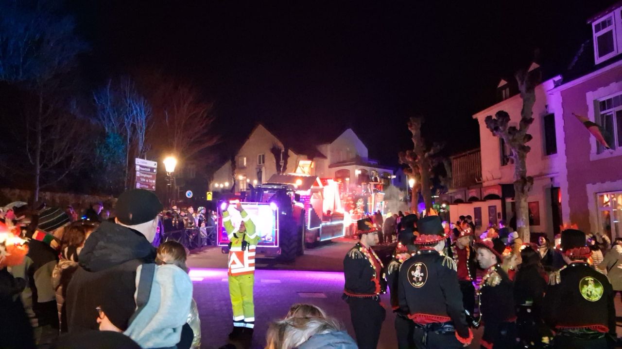 Bekijk hier de Lempkesoptocht van Schin op Geul